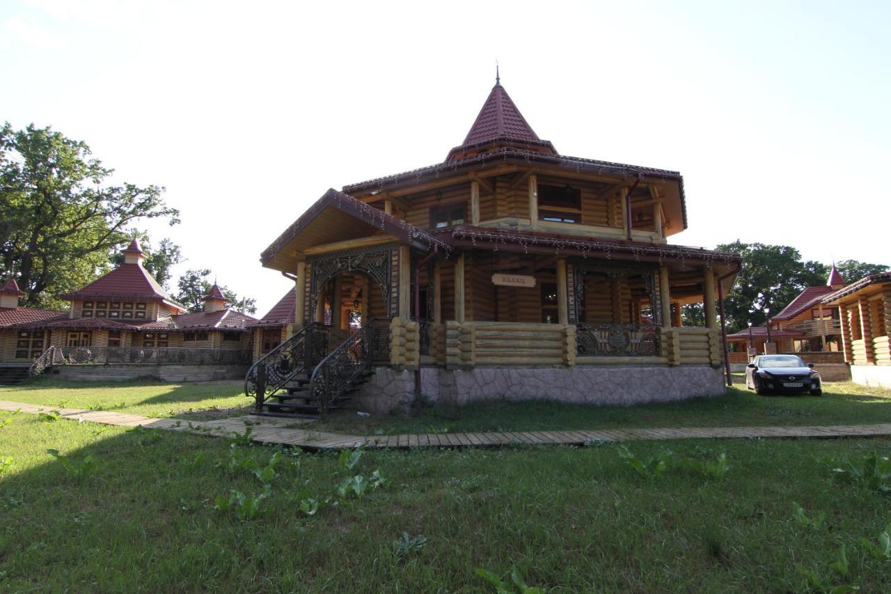 Загородный Комплекс Fort Pirnov Park Pirnove Dış mekan fotoğraf