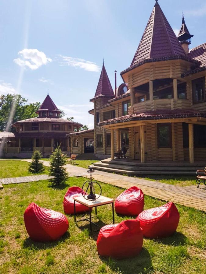 Загородный Комплекс Fort Pirnov Park Pirnove Dış mekan fotoğraf