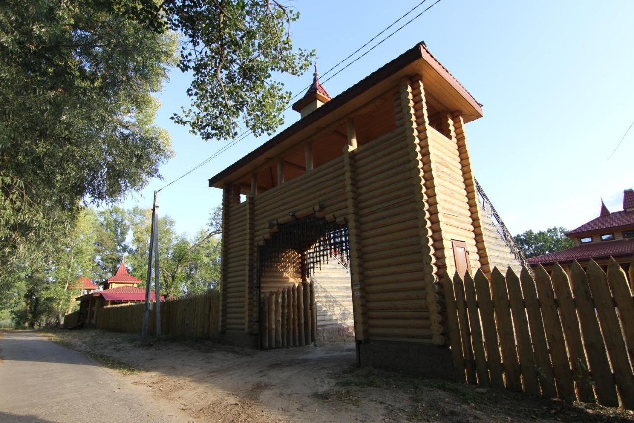 Загородный Комплекс Fort Pirnov Park Pirnove Dış mekan fotoğraf