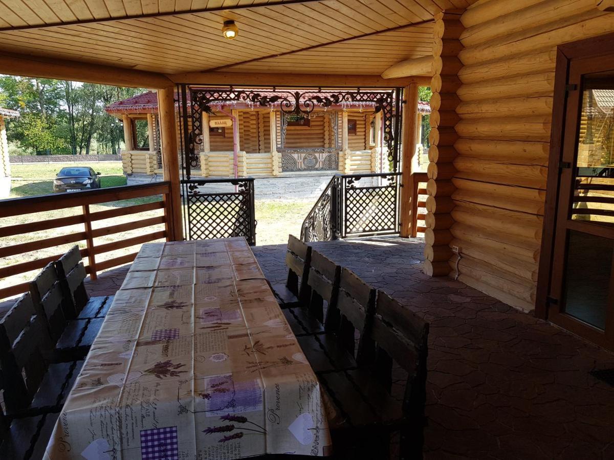 Загородный Комплекс Fort Pirnov Park Pirnove Dış mekan fotoğraf