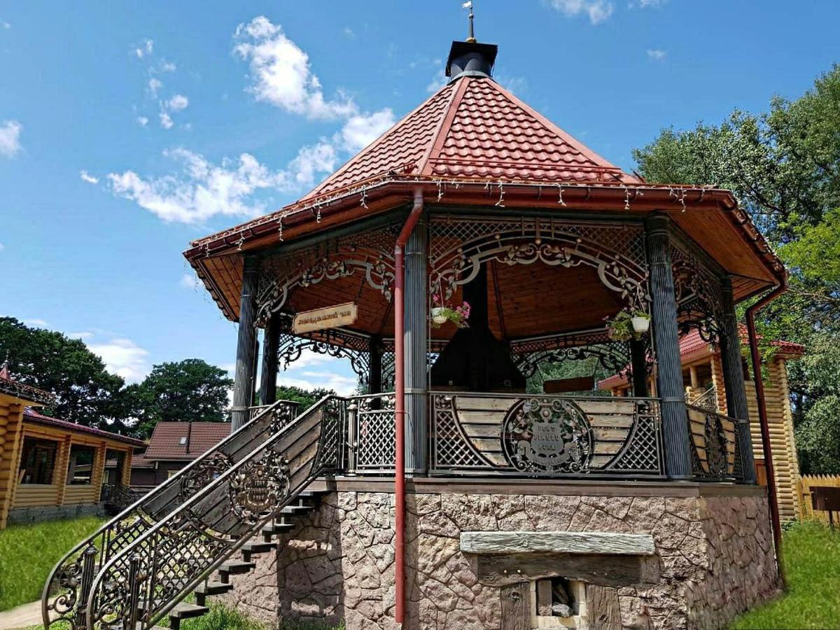 Загородный Комплекс Fort Pirnov Park Pirnove Dış mekan fotoğraf