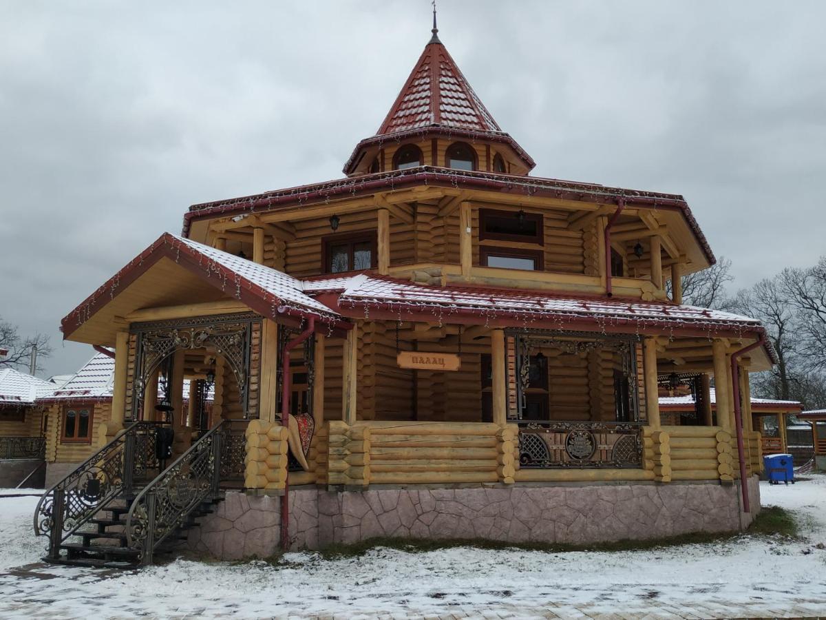 Загородный Комплекс Fort Pirnov Park Pirnove Dış mekan fotoğraf